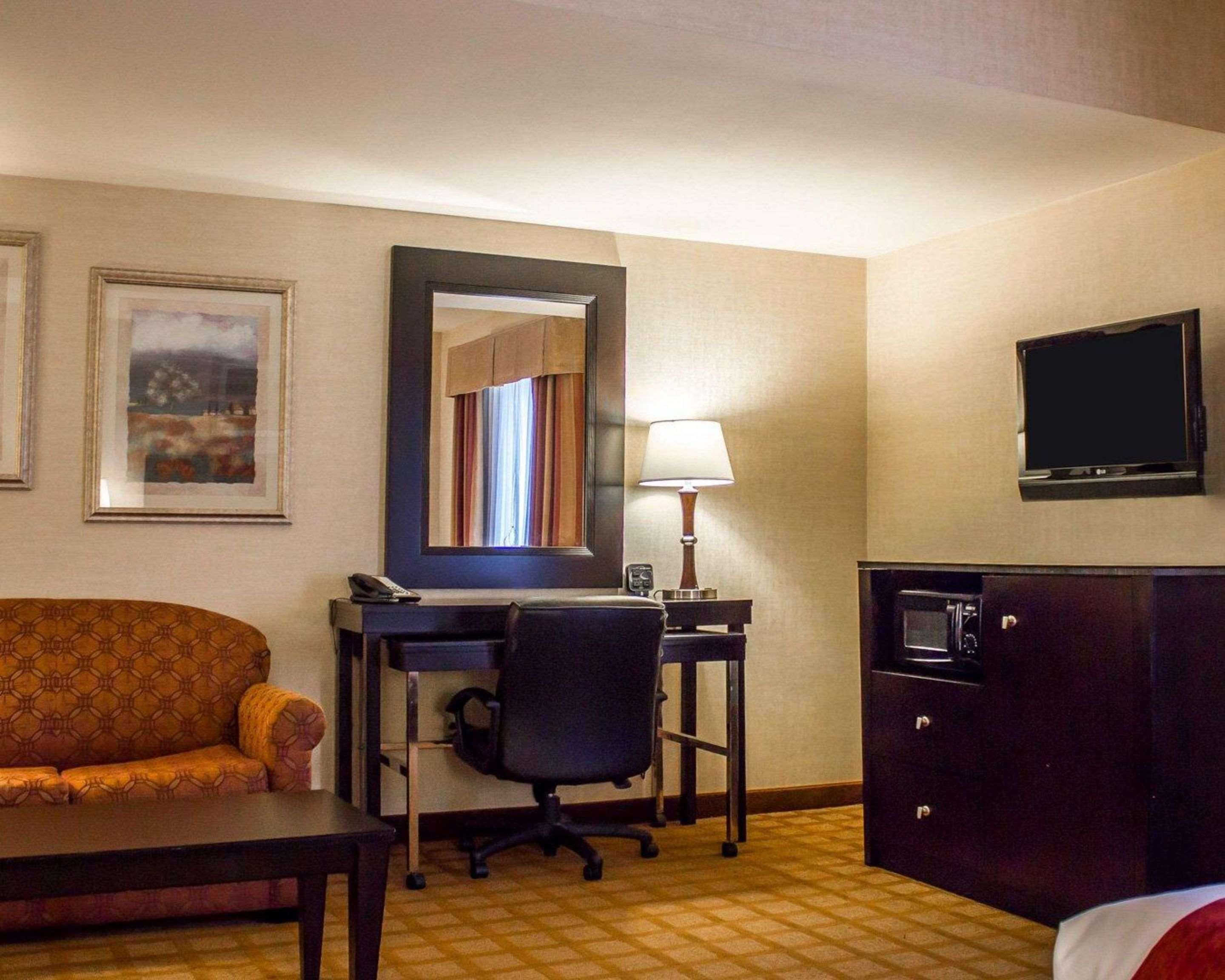 Comfort Suites Edinboro Dış mekan fotoğraf