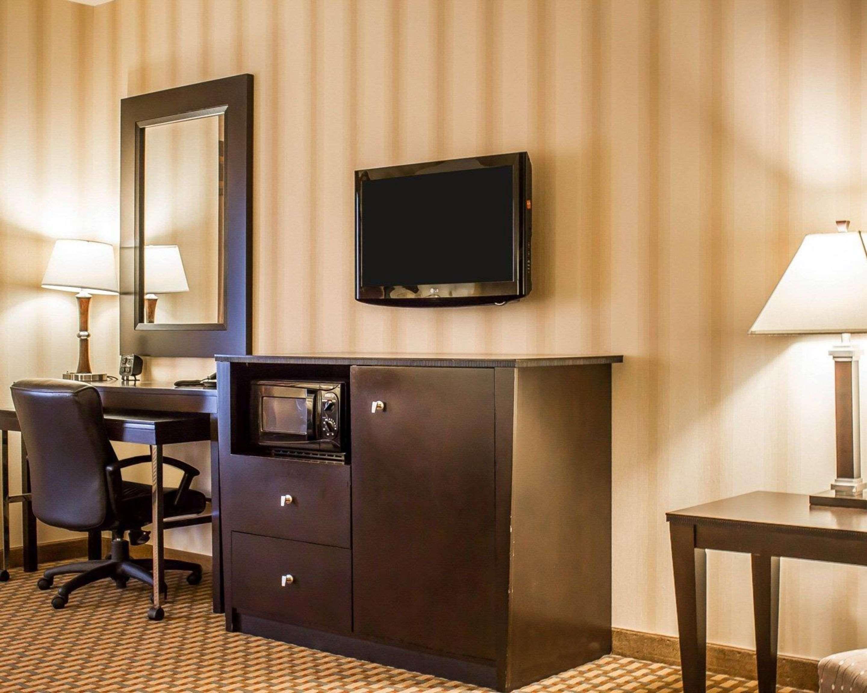 Comfort Suites Edinboro Dış mekan fotoğraf